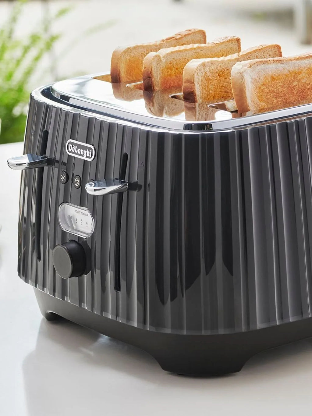 Delonghi Ballerina 4 Slice Electric Pop Up Toaster